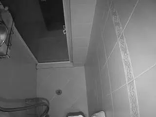 Voyeurcam-baileybase-shower  live sex cam