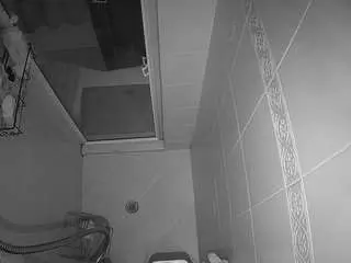 Voyeurcam-baileybase-shower  live sex cam