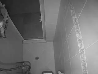 Voyeurcam-baileybase-shower  live sex cam