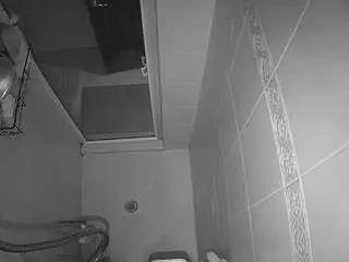 Voyeurcam-baileybase-shower  live sex cam