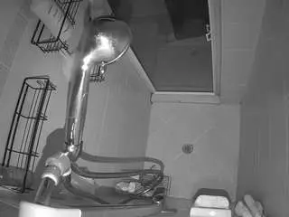 Voyeurcam-baileybase-shower  live sex cam