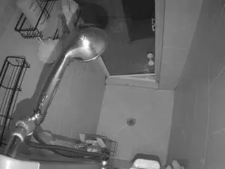 Voyeurcam-baileybase-shower  live sex cam