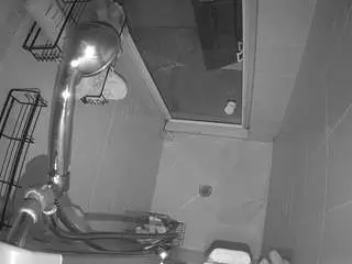 Voyeurcam-baileybase-shower  live sex cam