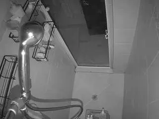 Voyeurcam-baileybase-shower  live sex cam