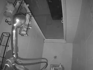 Voyeurcam-baileybase-shower  live sex cam