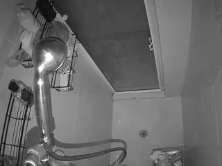 Voyeurcam-baileybase-shower  live sex cam