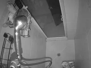 Voyeurcam-baileybase-shower  live sex cam