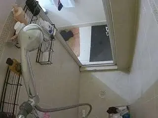 Voyeurcam-baileybase-shower  live sex cam