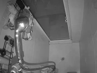 Voyeurcam-baileybase-shower  live sex cam