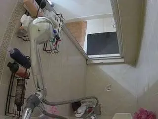 Voyeurcam-baileybase-shower  live sex cam