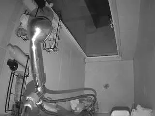 Voyeurcam-baileybase-shower  live sex cam