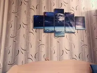 Yajairatroung  live sex cam