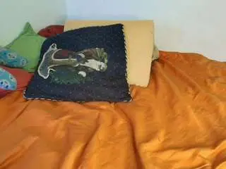 Elisuare  live sex cam