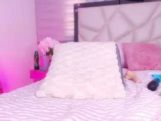 Lili-jhs  live sex cam