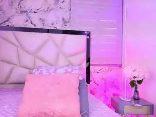 Lili-jhs  live sex cam