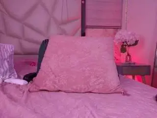 Lili-jhs  live sex cam