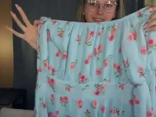 Eboniebalmes  live sex cam