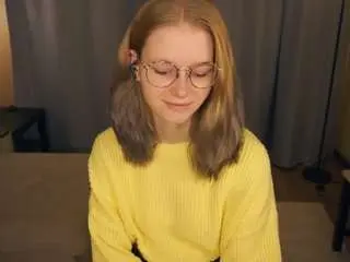 Eboniebalmes  live sex cam