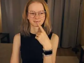 Eboniebalmes  live sex cam