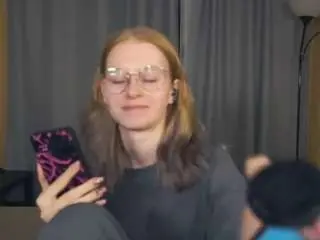 Eboniebalmes  live sex cam