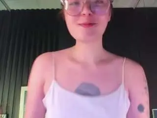 Lilacmuse  live sex cam