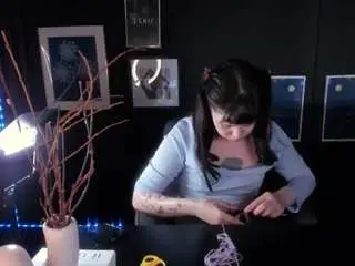 Lilacmuse  live sex cam