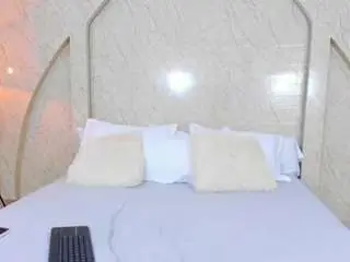 Marianabranz  live sex cam