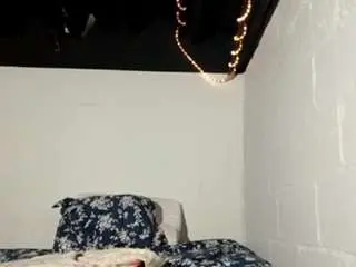 Sexybbwlee  live sex cam