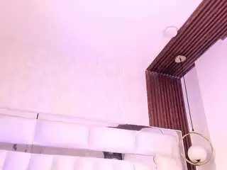 Tanishagolden  live sex cam