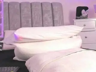 Tanishagolden  live sex cam