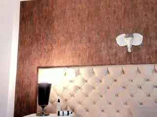 Foxiemegan  live sex cam