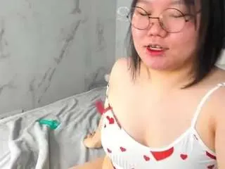 Tokyo-dreamss  live sex cam