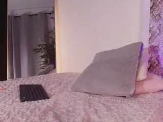 Ambermoss  live sex cam