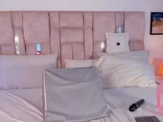 Ambermoss  live sex cam