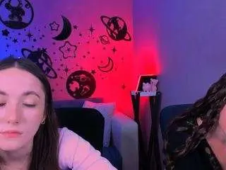 Bella-dorn1  live sex cam