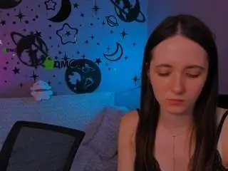 Bella-dorn1  live sex cam