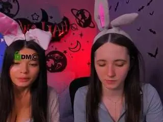 Bella-dorn1  live sex cam
