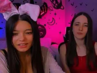 Bella-dorn1  live sex cam