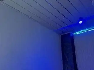 Dayo-evans  live sex cam