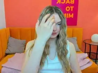 Evelineamore  live sex cam