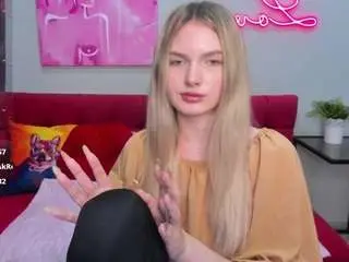 Evelineamore  live sex cam