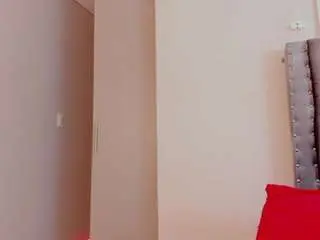 Kay-chell  live sex cam