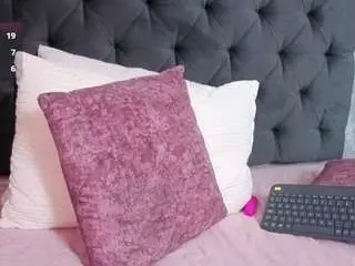 Orionsmith  live sex cam