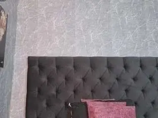 Orionsmith  live sex cam