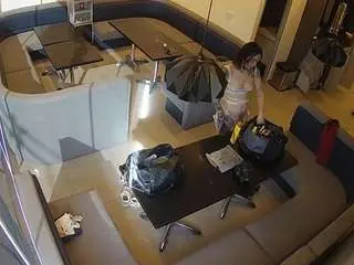 Voyeurcam-jb-dining  live sex cam