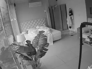 Voyeurcam-jb-dining  live sex cam