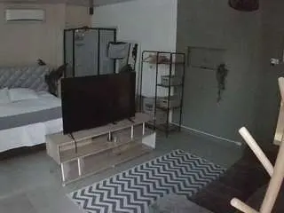 Voyeurcam-jb-dining  live sex cam