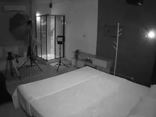 Voyeurcam-jb-dining  live sex cam