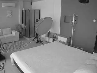 Voyeurcam-jb-dining  live sex cam