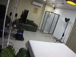Voyeurcam-jb-dining  live sex cam